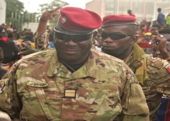 Claude Pivi raconte son évasion : « Comment j’ai fait pour rejoindre le Libéria »