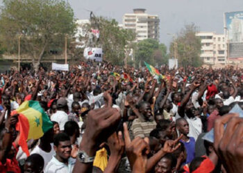 Le Billet du Baadoolo : Peuple, billay yaay seef !