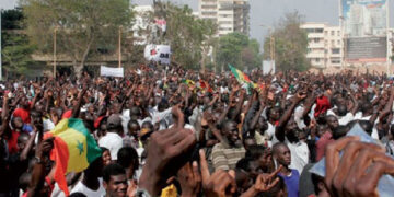 Le Billet du Baadoolo : Peuple, billay yaay seef !