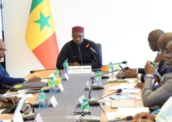 Sonko intransigeant sur l’interdiction du port du voile : « Qu’aucun élève ne soit exclu, y compris dans les écoles des étrangers »