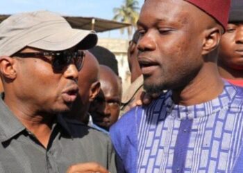 Le billet du Baadoolo : Sonko et Barth’, kaani ak poobar