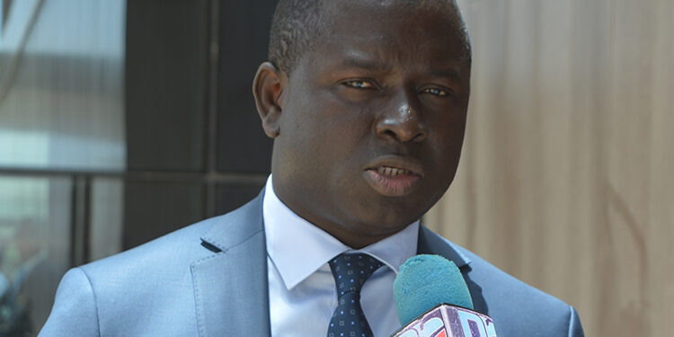 Interdit de se rendre en Mauritanie, Cheikh Issa Sall condamne «des dérives autoritaires» du régime 1 Interdit de se rendre en Mauritanie, Cheikh Issa Sall condamne «des dérives autoritaires» du régime