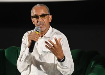 Abderrahmane Sissako, réalisateur du film«Black Tea» : «J’essaie de montrer que le monde n’est pas seulement Washington, Paris, Londres…»