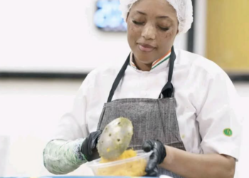 Zeinab Bancé : La Cheffe Ivoirienne Bouscule les Records Guinness en Cuisine