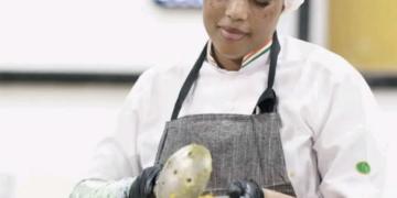 Zeinab Bancé : La Cheffe Ivoirienne Bouscule les Records Guinness en Cuisine