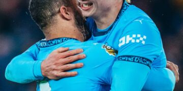 Manchester City met fin à sa série de cinq matchs sans victoire en battant Leicester 2-0 7 Manchester City met fin à sa série de cinq matchs sans victoire en battant Leicester 2-0