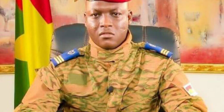 Capitaine Ibrahim Traoré, président du Burkina Faso : ''L'Alliance pour les États du Sahel ouverte à tous les pays africains en quête de souveraineté'' 1 Capitaine Ibrahim Traoré, président du Burkina Faso :  »L’Alliance pour les États du Sahel ouverte à tous les pays africains en quête de souveraineté »