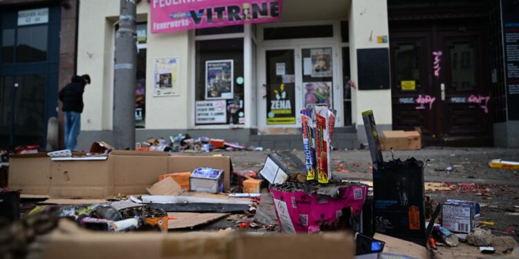 Drame du Nouvel An en Allemagne : cinq morts et plusieurs blessés par des feux d’artifice.