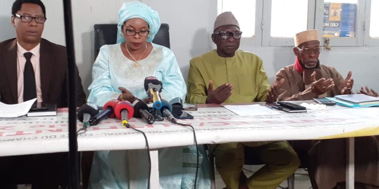 Travailleurs en détresse : Les centrales syndicales dénoncent une crise sociale explosive 1 Travailleurs en détresse : Les centrales syndicales dénoncent une crise sociale explosive