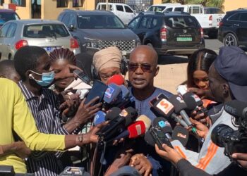 Crise des médias : le CDEPS interdit à la Maison de la Presse – « Une attaque contre la liberté », selon son président.