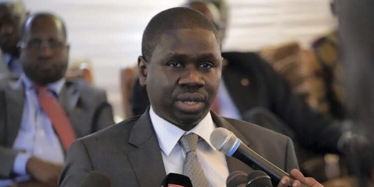 Affaire Farba Ngom : Maître Oumar Youm fustige ''une procédure injuste et déséquilibrée" 1 Affaire Farba Ngom : Maître Oumar Youm fustige  »une procédure injuste et déséquilibrée »