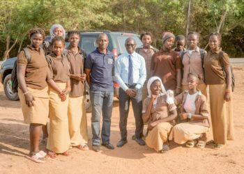 CEM de Boukitingho : Un modèle d’Éco-école qui attire universitaires, étudiants et chercheurs