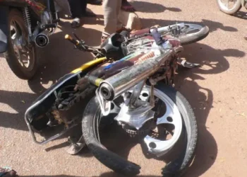 Collision mortelle entre deux motos Jakarta à Mbirkilane : un mort et deux blessés graves