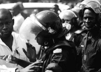 Violences politiques au Sénégal : Me Abdoulaye Tine dénonce la stigmatisation des victimes et exige justice 4 FB IMG 1738578800325