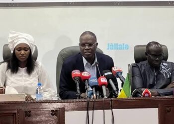Crise démocratique au Sénégal : le Front pour la Défense de la Démocratie et de la République entre en résistance 2 FB IMG 1739126585110