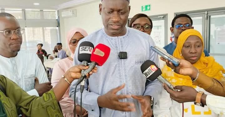 Lutte contre le chômage au Sénégal : Le Ministre du Travail appelle à des réformes structurelles 1 FB IMG 1739547303265