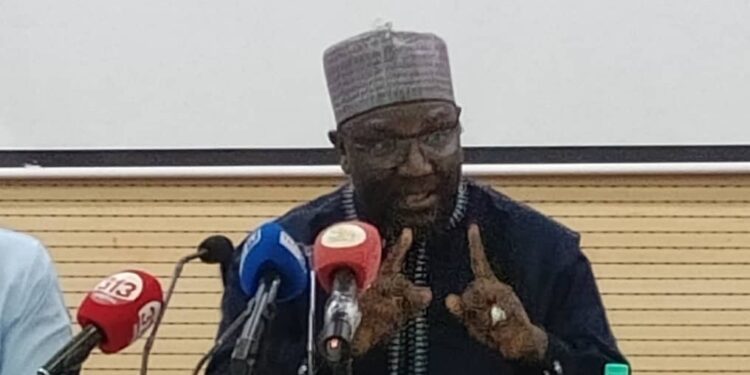 Cheikh Omar Diagne plaide pour une pluralité monétaire au service du panafricanisme 1 IMG 20250215 WA0188