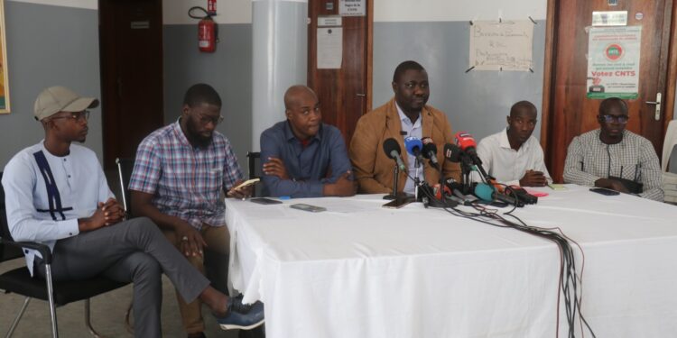 Licenciements abusifs dans l’administration : le collectif interministériel alerte sur la détresse des travailleurs 1 IMG 20250225 WA0198