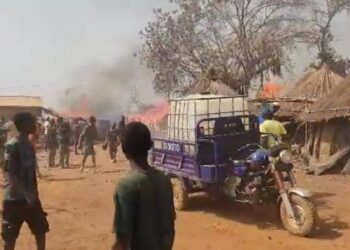 Incendie à Bantaco : De nombreuses concessions ravagées (vidéo) 1 IMG 20250226 WA0096