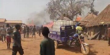 Incendie à Bantaco : De nombreuses concessions ravagées (vidéo) 4 IMG 20250226 WA0096