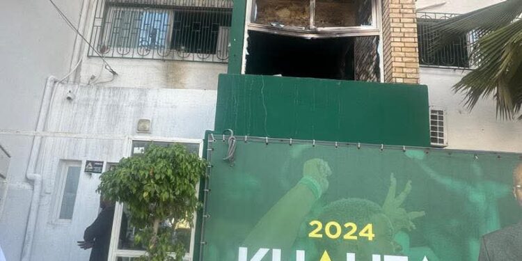 Khalifa Sall dénonce la lenteur de l’enquête sur l’incendie du siège de Taxawu Sénégal 1 FB IMG 1741116912619