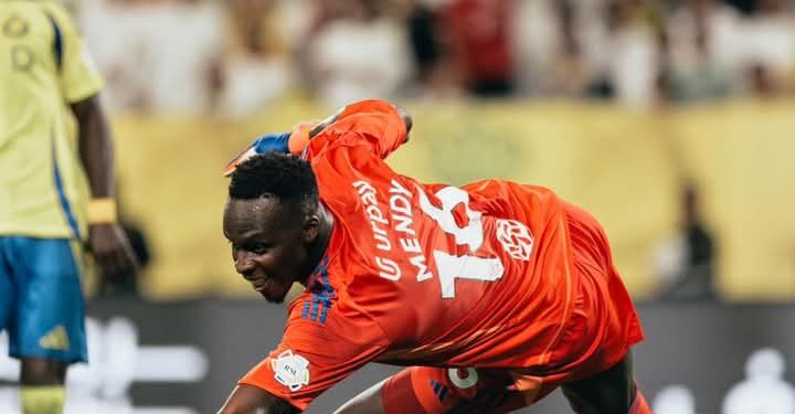 Edouard Mendy touché : inquiétude pour les Lions 1 FB IMG 1741378442940