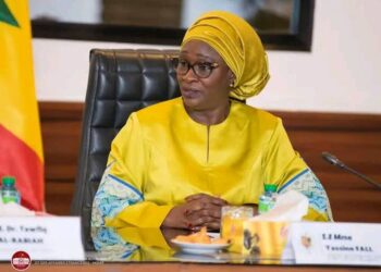 Macky Sall sera-t-il extradé ? Yassine Fall met fin aux spéculations 1 FB IMG 1741704359387