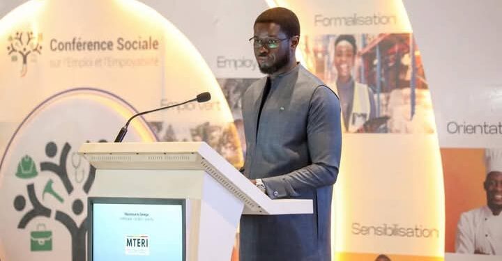 Le président Bassirou Diomaye Faye lance la 4e Conférence sociale sur l’emploi : « Une priorité nationale » 1 FB IMG 1745500597446
