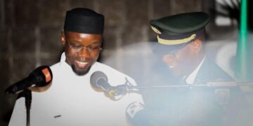 Ousmane Sonko rend hommage à son aide de camp décédé, le commandant Pape Mignane Ndong 6 FB IMG 1746555374307