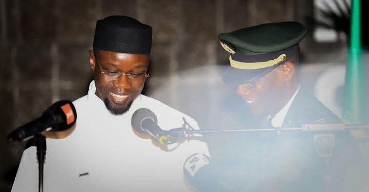 Ousmane Sonko rend hommage à son aide de camp décédé, le commandant Pape Mignane Ndong 1 FB IMG 1746555374307