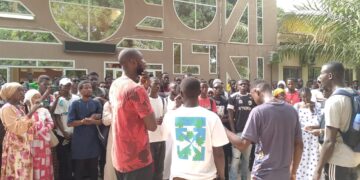 Crise à l'UASZ : les étudiants en L1 Histoire et Civilisation se disent abandonnés après la fermeture de leur chapiteau 5 IMG 20250523 WA0071