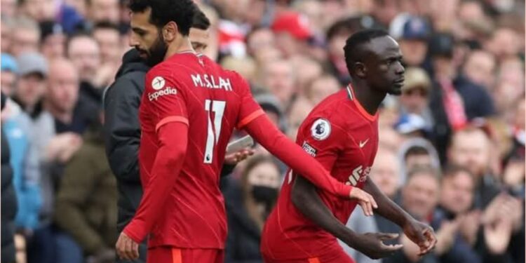 Salah brise le silence : "Le joueur qui a donné le plus de passes à Mané, c’est moi" 1 InCollage 20250510 103219821