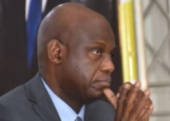 Mansour Faye se rend à la DIC pour récupérer sa convocation devant la Haute Cour de justice 10 InCollage 20250515 151205111