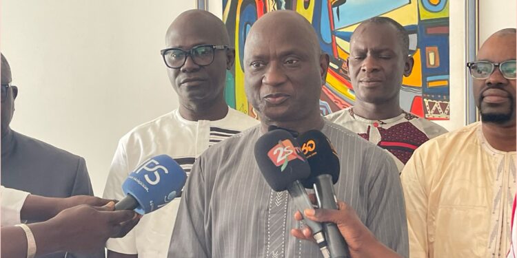 Justice climatique : un réseau national des élus locaux lancé pour renforcer l'action territoriale 1 InCollage 20250515 210934292