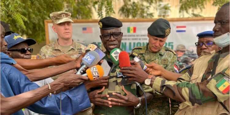 Clôture d’African Lion 2025 à Dodji : Une coopération stratégique saluée par les autorités militaires 1 InCollage 20250516 172753537