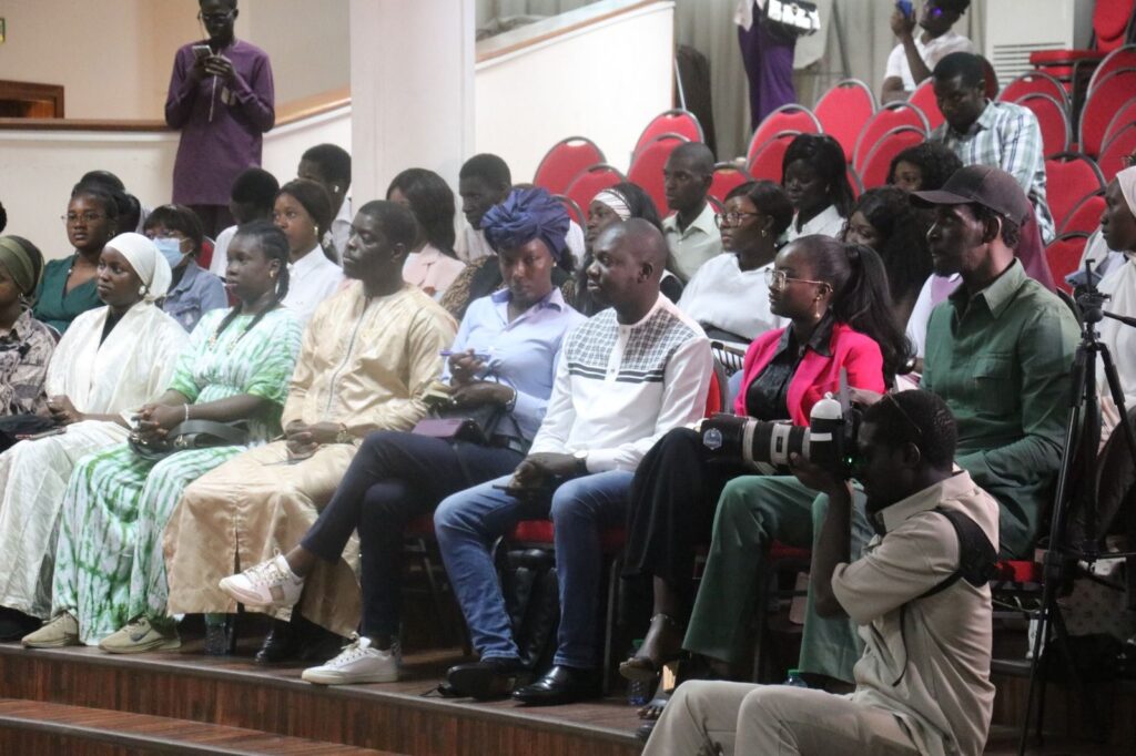 Mamadou Diagne : « L’IA impose une nouvelle dynamique aux jeunes reporters » 3 img 20250503 wa01313344979468342712317