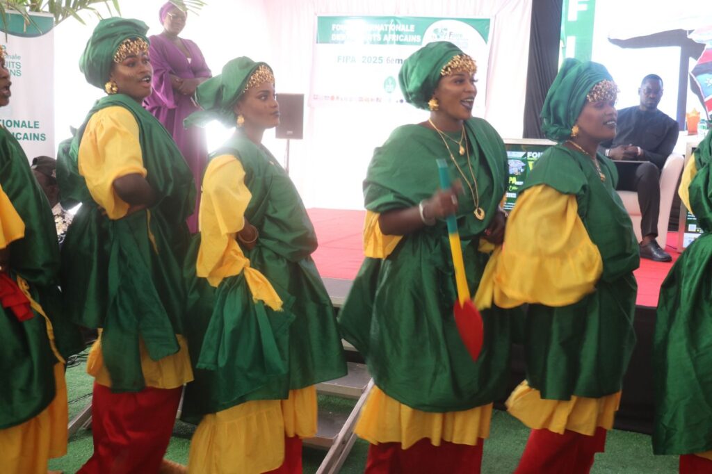 FIPA 2025 : Fatou Fabira Dramé appelle à la valorisation des produits africains et à l’unité économique du continent 6 img 20250522 wa01971518225455773230869