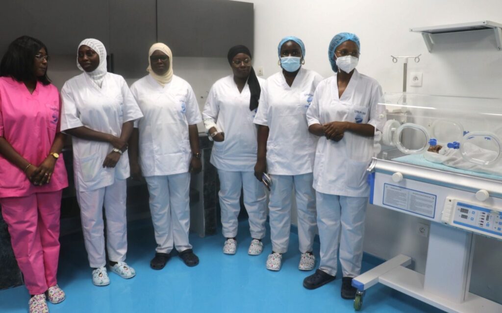 Yoff : Domou Sénégal inaugure les nouveaux aménagements de la néonatalogie au Centre de santé Philippe Maguilen Senghor 9 img 20250527 wa0179667248340042654704