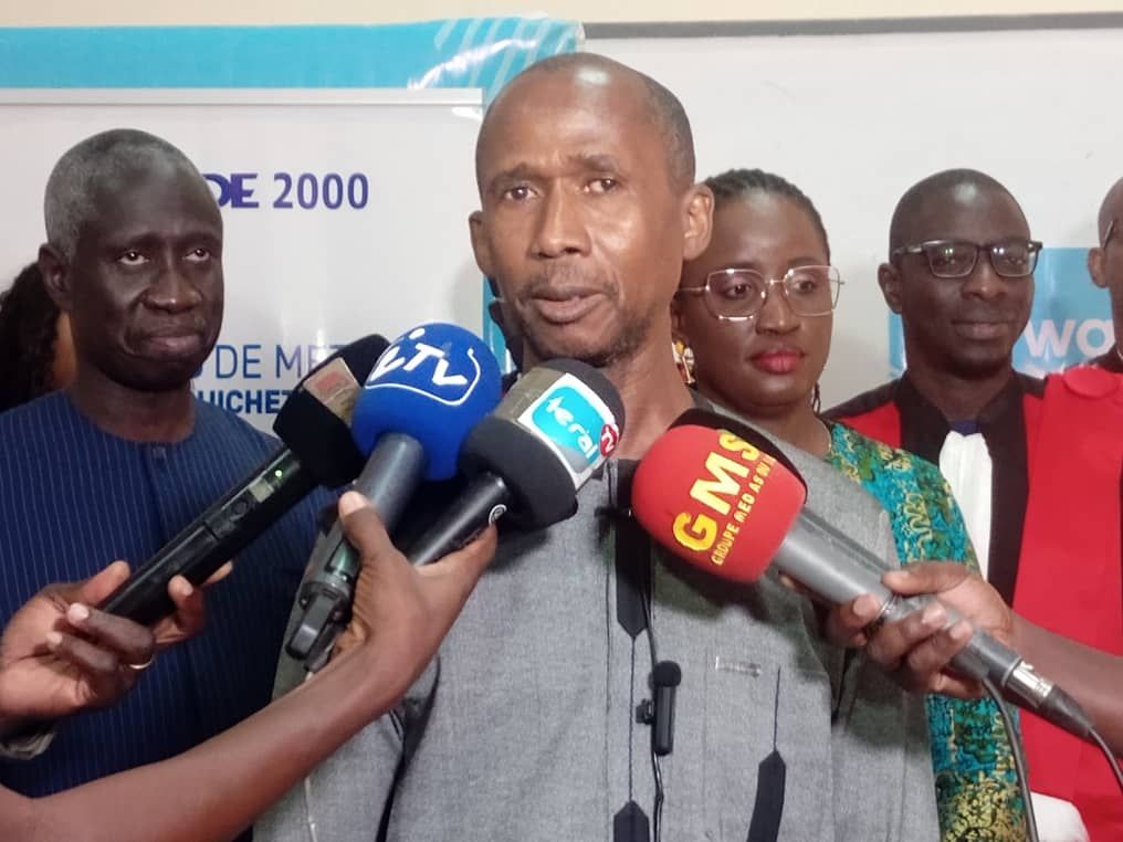 Une table d’anatomie virtuelle de dernière génération à l’Université Assane Seck de Ziguinchor 2 img 20250530 wa02043193725377706691917