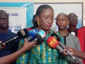 Une table d’anatomie virtuelle de dernière génération à l’Université Assane Seck de Ziguinchor 4 img 20250530 wa02057793921948676942904