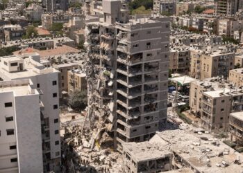 Israël : Bat Yam, la zone civile la plus durement touchée depuis le début de la guerre, selon un haut responsable militaire 1 FB IMG 1749983998610