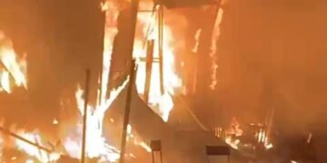 Incendie au marché Ocass de Touba : plus de 30 cantines réduites en cendres 7 IMG 20250601 WA0041