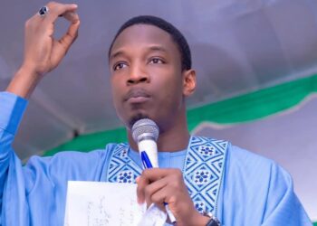 Contrat ASER–AEE Power : Papa Djibril Fall saisit l’Assemblée nationale pour une commission d’enquête parlementaire 3 InCollage 20250625 091715014