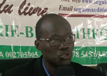 Saly : « Diomaye–Sonko, un tandem de cœur et de raison », un professeur d’anglais publie un livre sur le duo au sommet de l’État 2 InCollage 20250629 100718319