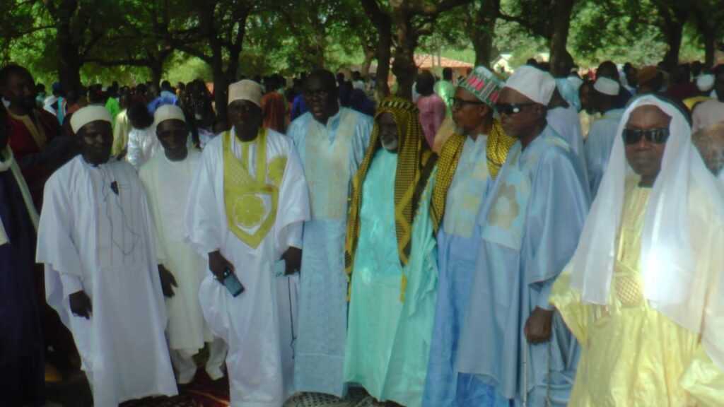 Tabaski à Tendouck : Dr Sekouna Diatta salue la mobilisation et appelle à la paix pour le développement de la Casamance 4 img 20250607 wa00418449350609573499949