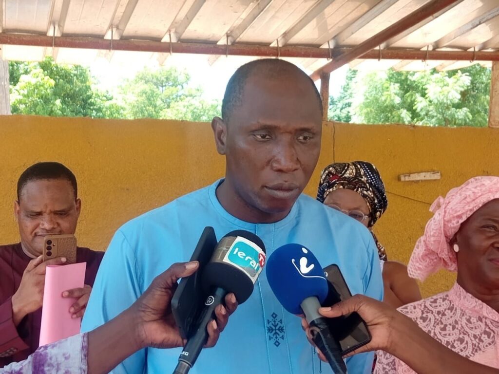 HPV+ : Une stratégie de prévention relancée à Adéane pour protéger les jeunes filles de Ziguinchor 4 img 20250616 wa01529022289481929751477
