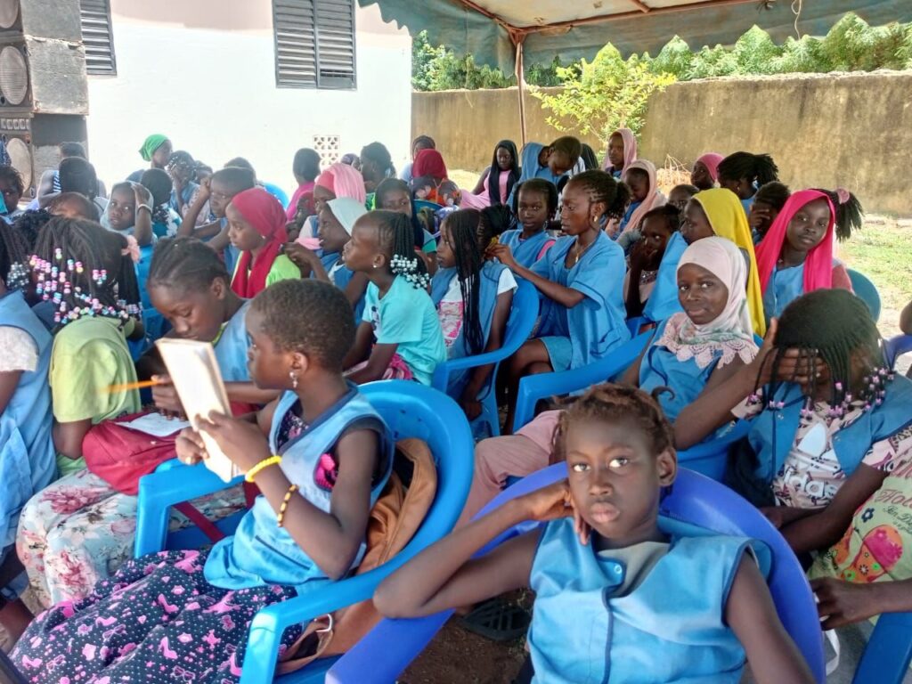 HPV+ : Une stratégie de prévention relancée à Adéane pour protéger les jeunes filles de Ziguinchor 6 img 20250616 wa01692999581597163103622
