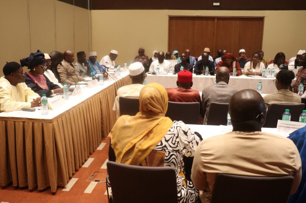 Réforme des Daara : Moustapha Guirassy installe le comité de pilotage des Assises nationales 2 img 20250626 wa01845433792218446961405