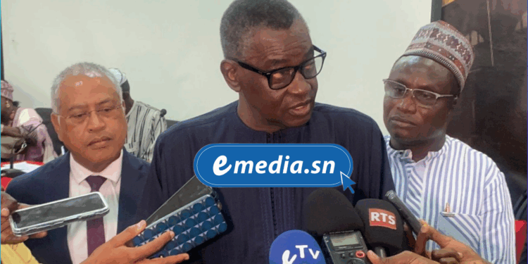 Dakar : un colloque international explore le lien entre religions, droits humains et paix sociale 1 20250728 145526 0000