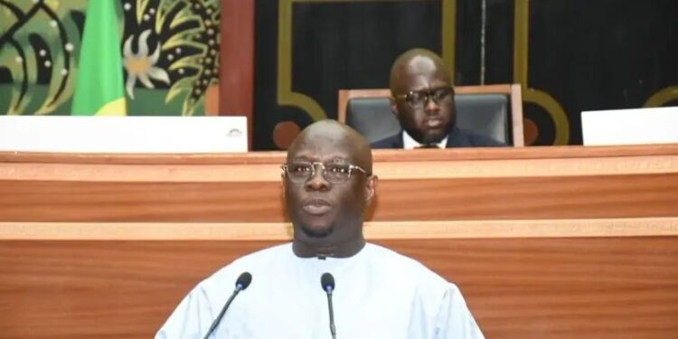 Visite nocturne à Touba : Cheikh Diba chez le Khalife général des Mourides 1 FB IMG 1752358110783